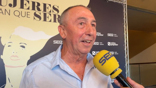 Joan Baldoví, síndic de Compromís en les Corts, en la gala de entrega de los premios 'Mujeres tenían que ser' de Radio Valencia