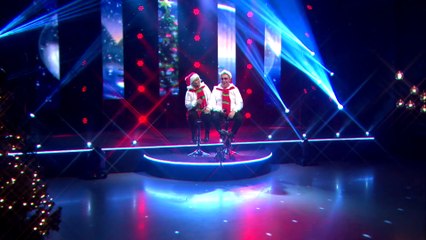 Viveka & Henrik Nørrelykke - Måske er det julemanden | Dansktoppen | 2022 | DK4