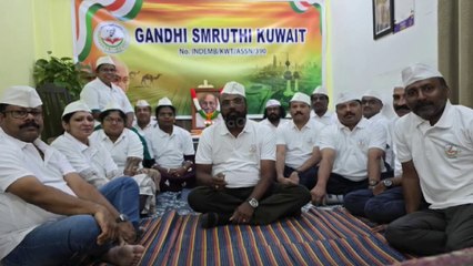 ഗാന്ധിജയന്തിയോടനുബന്ധിച്ച് അനുസ്മരണ സമ്മേളനവും പുഷ്പാർച്ചനയും നടത്തി  ഗാന്ധിസ്മൃതി കുവൈത്ത്