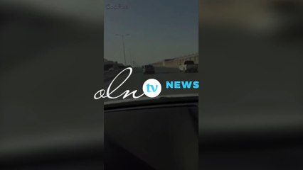 بالفيديو: تهور مفحط يجعله يفقد السيطرة على سيارته