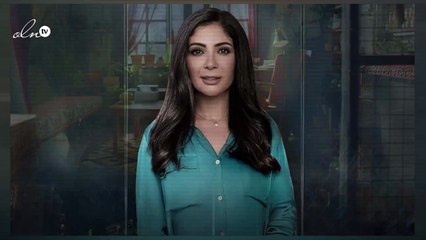 منى زكي تنتظر رحلتها إلى مكة