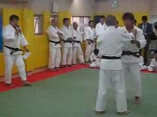 Sode tsuri komi goshi by Makoto Takimoto