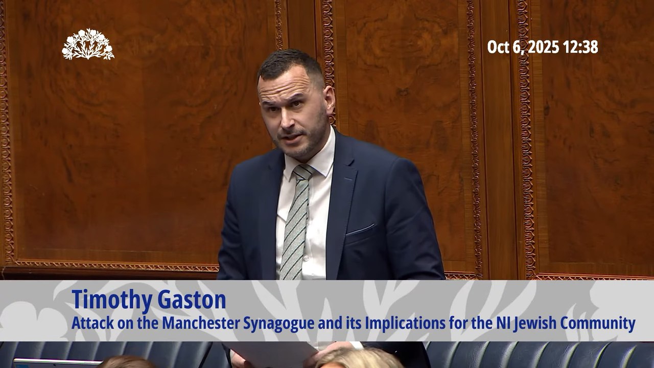 timothy-gaston-clashing-with-assembly-principal-deputy-speaker-caral-ni