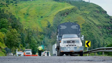 “Hay que drenar la montaña”: gobernador de Cundinamarca sobre el cierre de la vía al Llano
