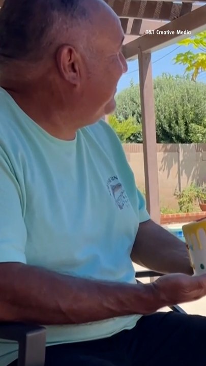 Dad Bursts Into Tears After Daughter Surprises Him as His Kidney Donor