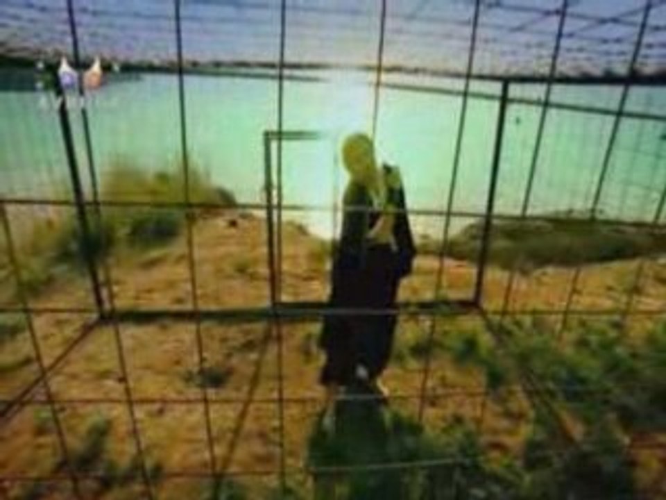 Zara & Ekrem Düzgünoglu Bir Firtina Tuttu Bizi by Aluxton