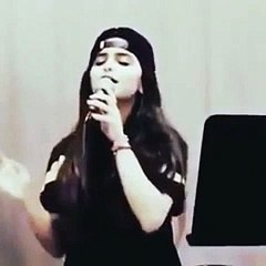 بالفيديو.. حلا الترك تثير إعجاب جمهورها بتسجيل أحدث أغانيها