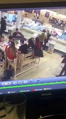 نواعم تكشف تعرّض زوجة يزن السيد للسرقة في باريس