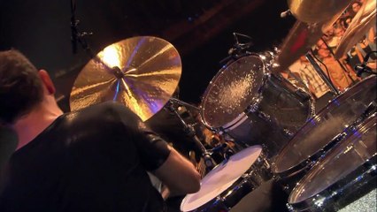 Out in the Fields - Gary Moore (live)