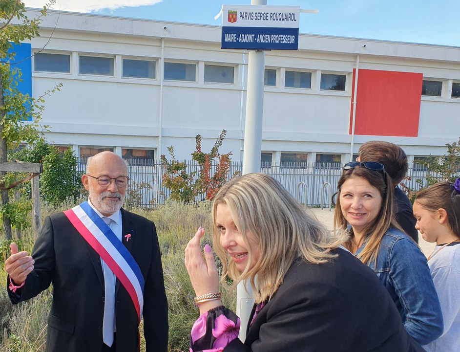 Dévoilement de la plaque Parvis Serge Rouquairol
