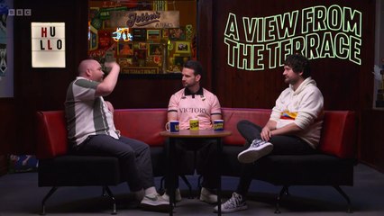 A View from the Terrace S08E01