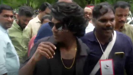 റാപ്പർ വേടനെയും ഗൗരീലക്ഷ്മിയെയും പാഠ്യപദ്ധതിയിൽ ഉൾപ്പെടുത്തി  കാലിക്കറ്റ് സർവകലാശാല