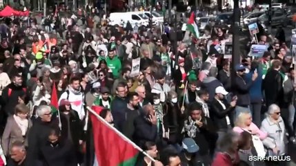 Manifestazione per Gaza a Parigi, sostegno al popolo palestinese