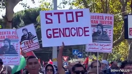 E' partito il grande corteo a sostegno di Gaza e della Flotilla a Roma