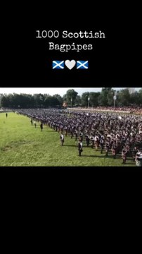 Marching of 1000 Scottish Bagpipers at Glasgow in 2018. 🏴💙🏴 Incredible Performance
