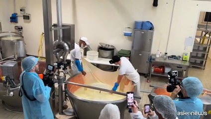 Boom Parmigiano Reggiano: caseifici aperti ed export da record