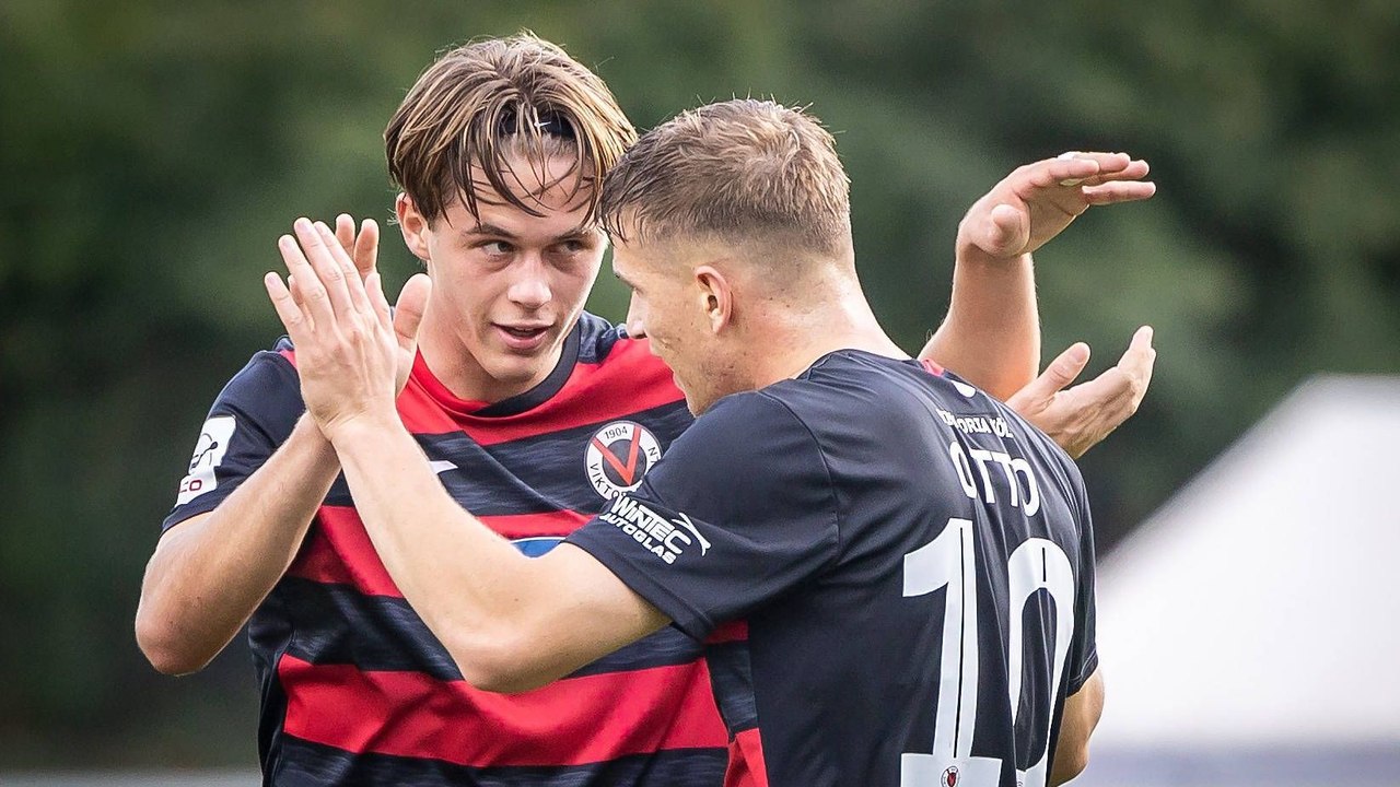 Kurzer Haken, dann der Abschluss: Otto führt Viktoria zum Sieg