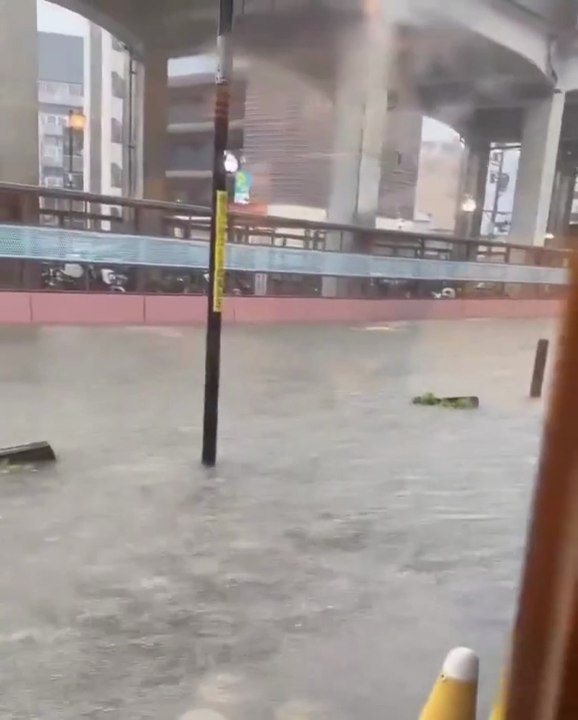 Severe Flooding Hits Kurume, Fukuoka Prefecture After Torrential Rain | Japan Floods 2025 🌧️🇯🇵