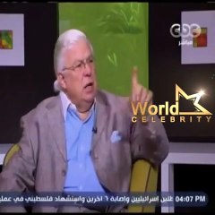 من هو الممثّل المصري الذي اعترف بتقبيل قدمي زوجته.. وما السبب؟