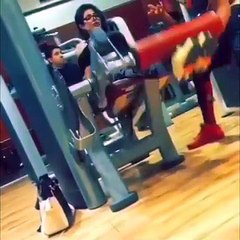 بالفيديو.. حليمة بولند تشغل انستغرام بملابس رياضية مثيرة وتتعرض للإصابة!