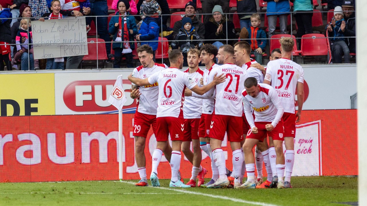 Als keiner mehr damit rechnete: Fein rettet Regensburg