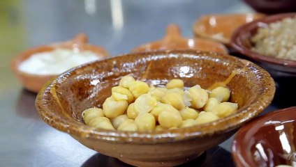 المفتول بالبندورة: طبق فلسطيني شهي