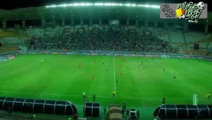 خلاصه بازی فولاد و تراکتور