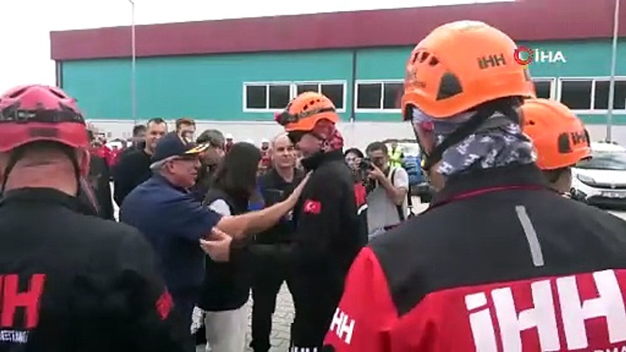 Olası büyük Marmara depremi korkusunun gölgesinde gerçeğini aratmayan deprem tatbikatı