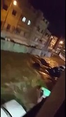 في الطائف السيول تداهم حي العقيق وتجرف السيارات
