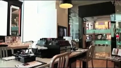 لوجه متألق مع BOBBI BROWN