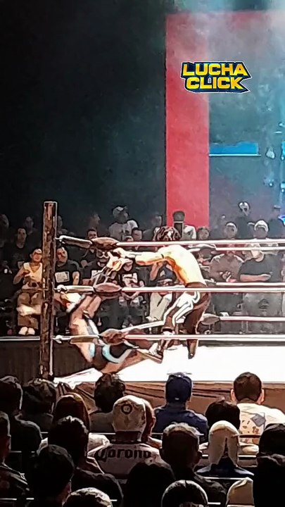 Kratoz vs Astro jr Lucha Libre