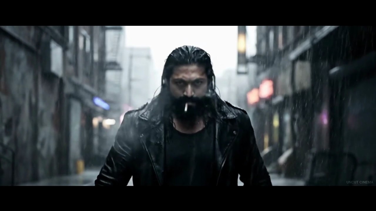 TOXIC - Hindi Trailer _ Rocking Star Yas, Kiara Advani, Geetu Mohandas