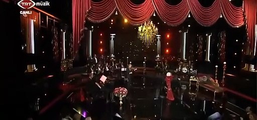 Muazzez Ersoy- Gündüzüm Seninle (CANLI)