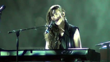 Elisa - Dancing (live)