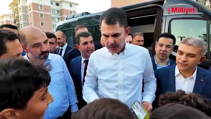 Bakan Kurum'dan depremzede aileye ziyaret: Bu mücadeleyi beraber sürdüreceğiz