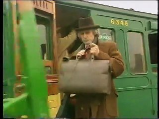 Unravelling the Universe (Superstrings)