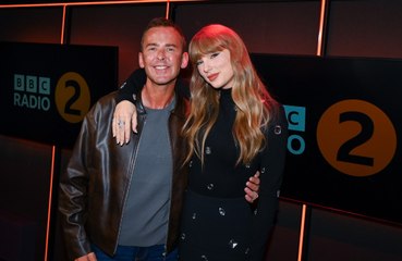 Taylor Swift thinks she'd make a great spy