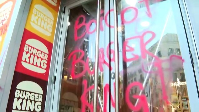 Diez detenidos y 19 mossos heridos en la manifestación por Gaza en Barcelona del sábado