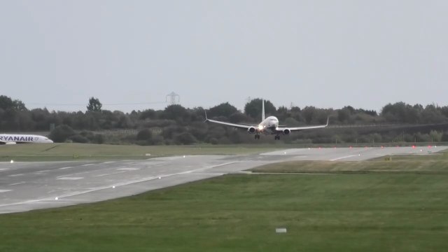 Birmingham: Plane aborts landing in wind