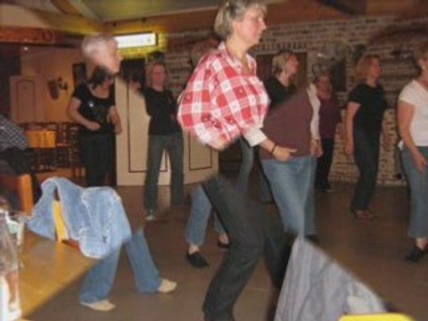 Bal au Country Road Café 17 mai 08