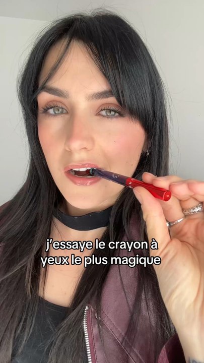 J’essaye le crayon le plus magique