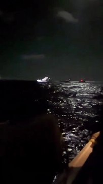 Sumud Filosu'nda görevli Avrupa Parlamentosu Üyesi Rima Hassan, uluslararası sularda durdurulduklarını duyurdu