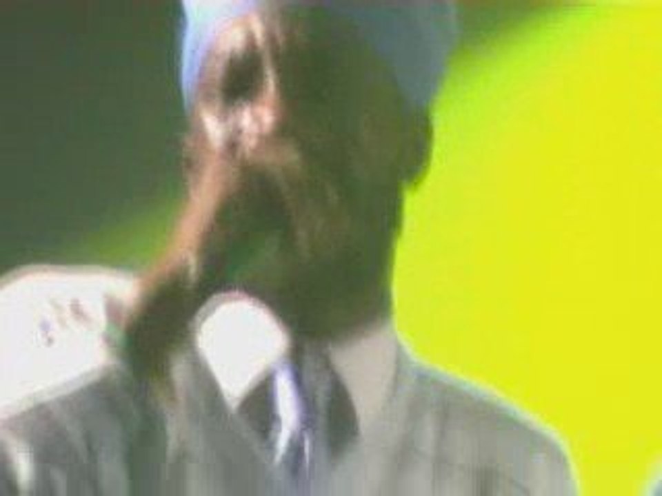 Sizzla live Montreuil part3