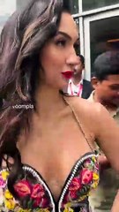 lots going on this sunday ngl. lauren gottlieb twirls for the cams after wrapping up her rampwalk at a fashion show