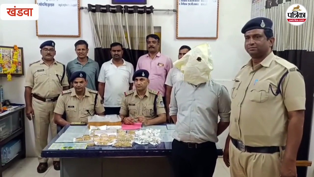 करोड़ों का सोना देखकर ज्वेलर्स के सैल्समैन ने र...