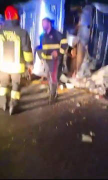 Tir si ribalta sull'A-29, traffico paralizzato