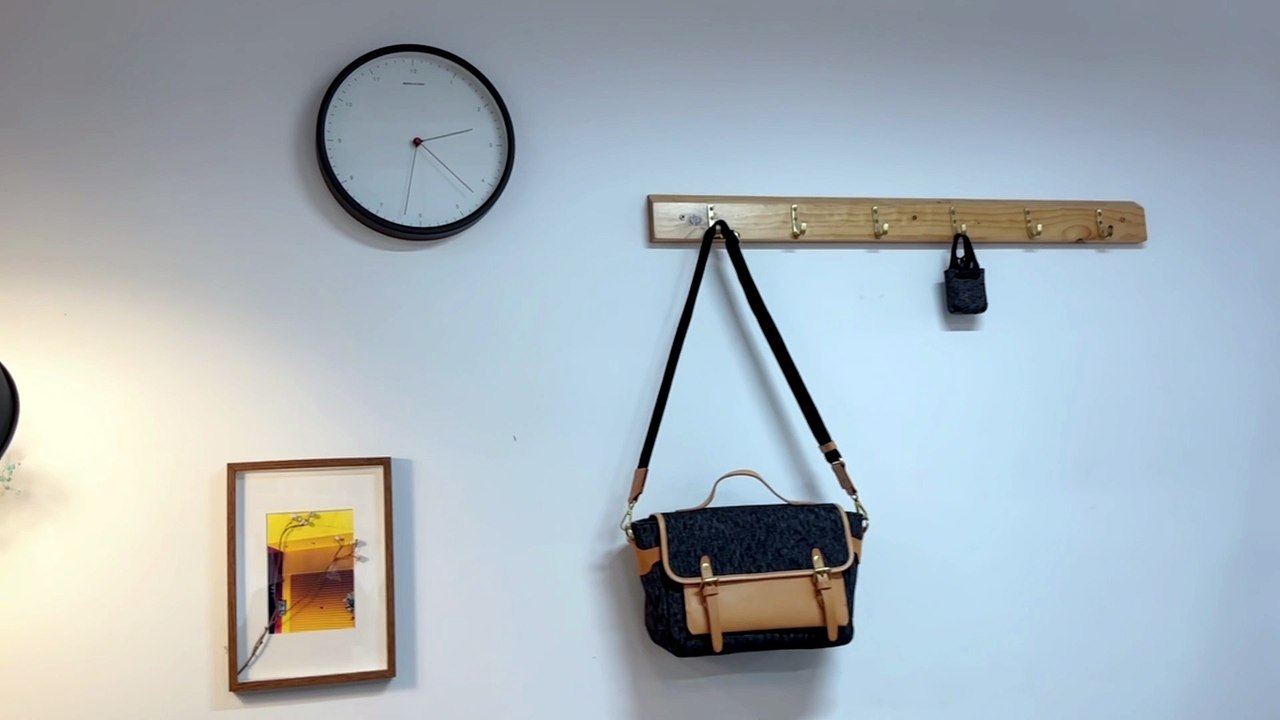 Handcrafted Canvas & Full-Grain Leather Messenger Bag | SYMONHO