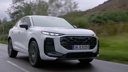 Audi Q3 Sportback in Glacier white Driving Video