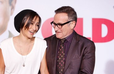 Filha de Robin Williams condena uso de IA para recriar imagem do ator: 'Repugnantes'