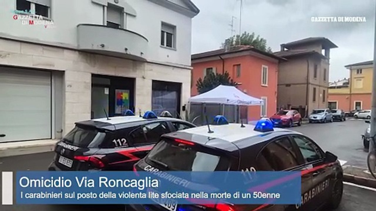 Omicidio a Modena: scappa in strada e viene accoltellato a morte
